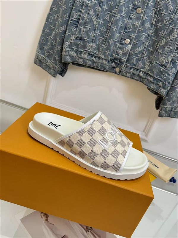 20251128184543742 210